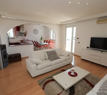 OPATIJA-IČIĆI!!!PREKRASAN STAN 3S+DB-KUĆICA-PARKING-OKUĆNICA!!!POGLED NA MORE!!! - cover