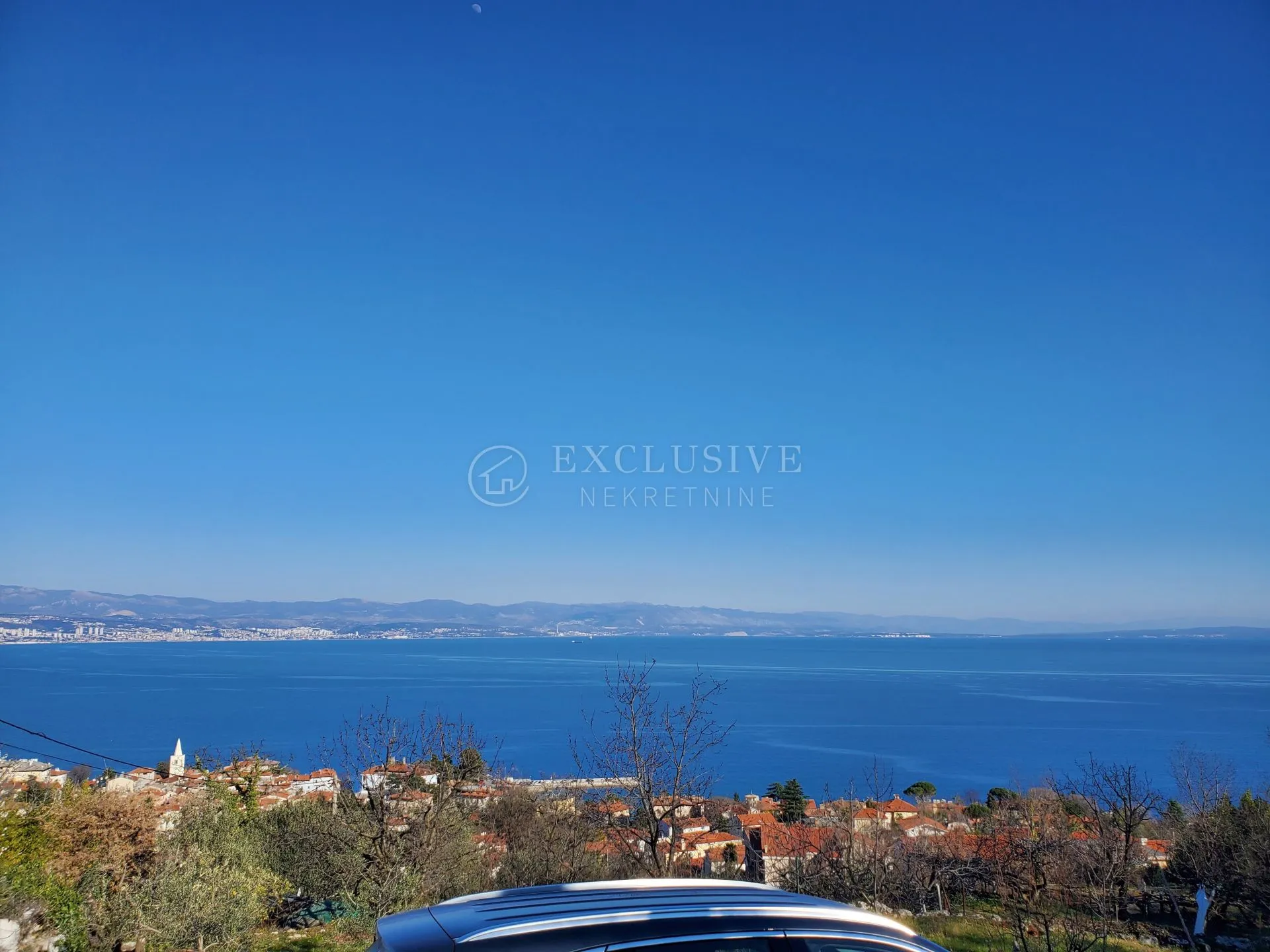 Lovran zemljište sa otvorenim pogledom blizina centra !! - cover