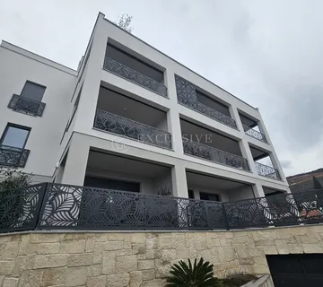 OPATIJA STROGI CENTAR STAN U NOVOGRADNJI - cover