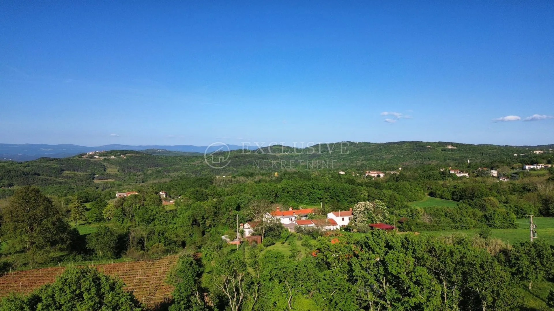 ISTRA - TEREN U OKOLICI MOTOVUNA - cover