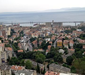 Rijeka, Rastočine, 3s+db 86 m2 sa balkonom i pogledom na more - cover