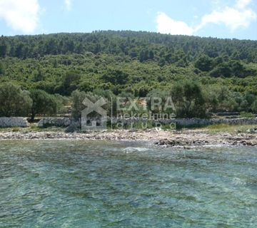 KORČULA - BLACA - GRAĐEVINSKO ZEMLJIŠTE - 120 M OD MORA - cover