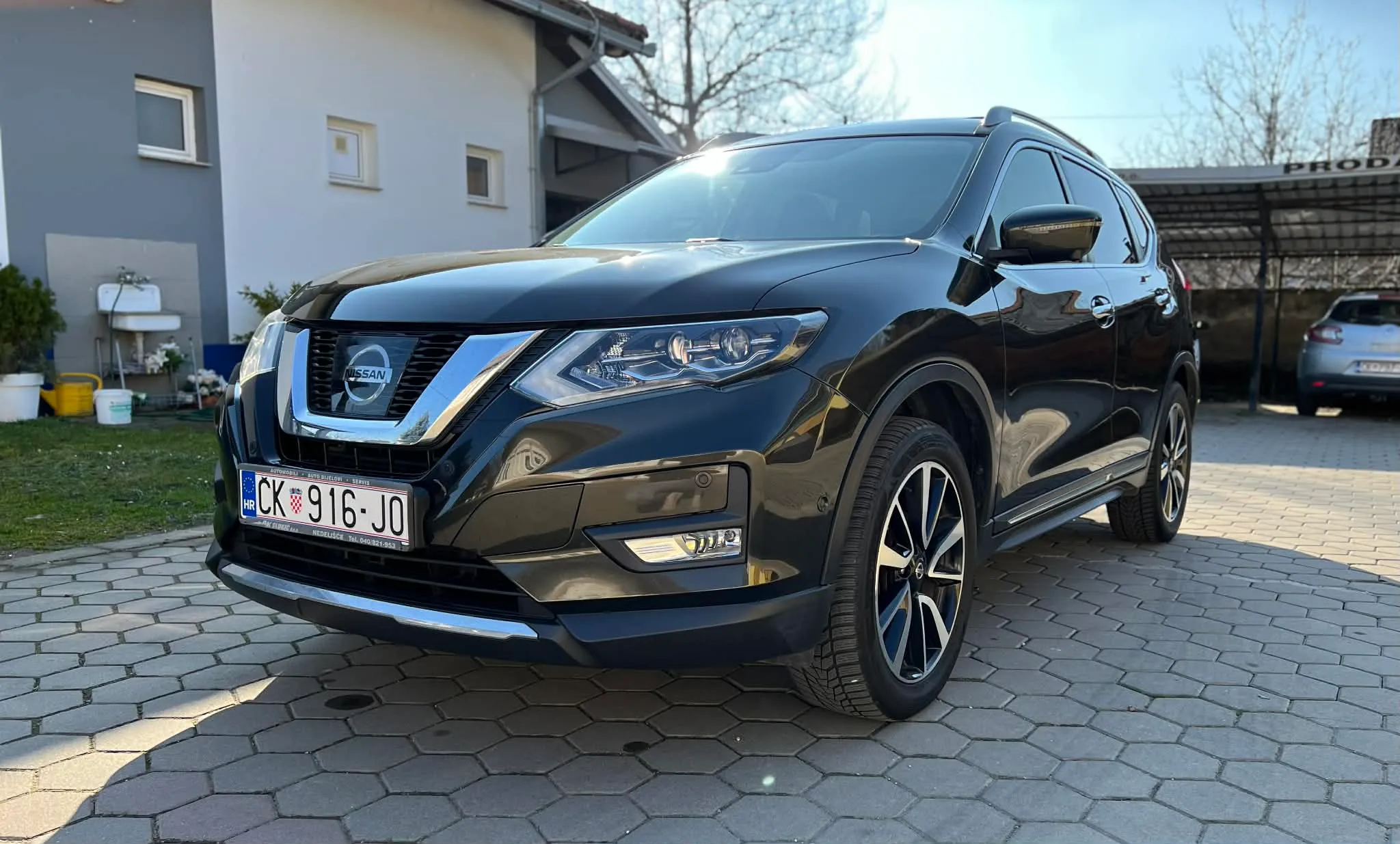 Nissan X-Trail 1,6 dCi*Navi,koža,panorama,360 kamere,.Garancija 12 mj* - cover