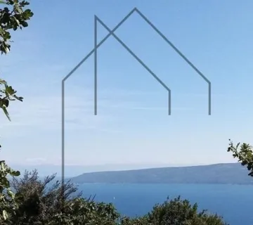 Istarsko zemljište s pogledom na more u blizini Labina - cover