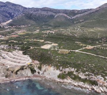 EKSKLUZIVNA PRODAJA ZEMLJIŠTE PRVI RED DO MORA 6.000m2 OREBIĆ, PELJEŠAC - cover