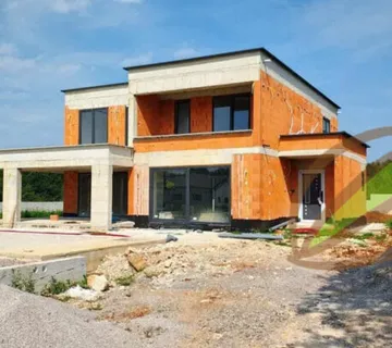 Istra Labin prekrasna vila s bazenom novogradnja - cover