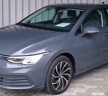 VW Golf 8 2,0 TDI DSG LIFE PARK ASSIST TEMPOMAT ALU NAVI *GARANCIJA* - cover