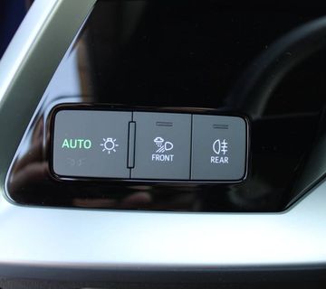 Audi A3 35 TFSI AUTOMATIK Limousine *LED, NAVI, KAMERA* - cover