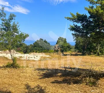 Građevinsko Zemljište Sa Pogledom Na More - Peruški, Marčana