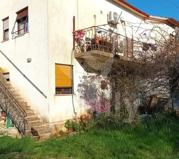 Prodaja Kuće U Marčani – Prostor, Potencijal I Mir Na Jednoj Lokaciji - Marčana