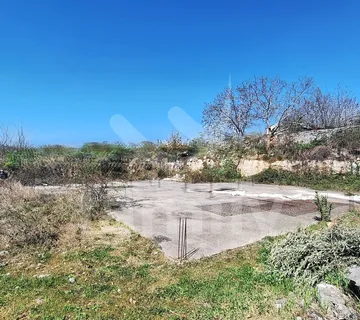 Građevinsko Zemljište Sa Projektom Na Mirnoj Lokaciji - Smoljanci, Svetvinčenat