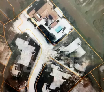 Građevinsko Zemljište Sa Projektom Na Mirnoj Lokaciji - Smoljanci, Svetvinčenat