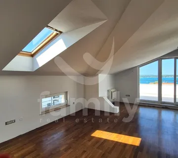 Penthouse Uz More S Bazenom I Panoramskim Pogledom - Medulin