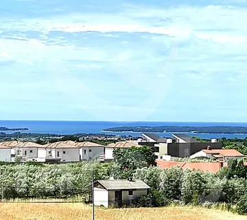 Apartmanska Kuća Sa 4 Stana I Pogledom Na More - Vodnjan