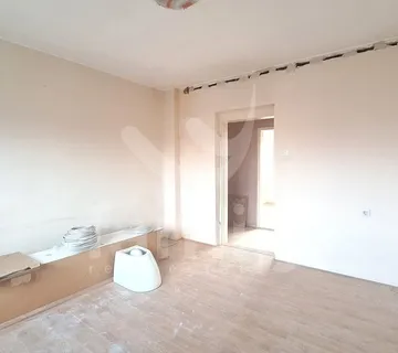 Stan Za Renovaciju Na Veoma Mirnoj Lokaciji - Požega