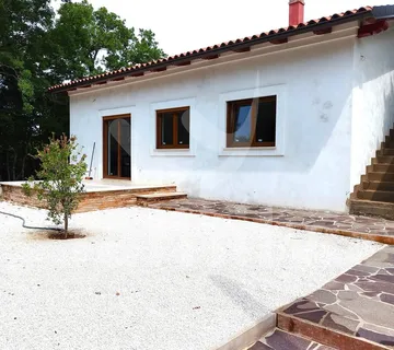 Nova Samostojeća Prizemnica Okružena Prirodom - Barban