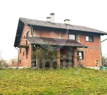 Ekskluzivno Prodaja Dviju Samostojećih Kuća Na Atraktivnoj Lokaciji - Novi Pavljani, Bjelovar