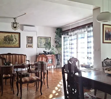 Prodaja Visokoisplative Kuće Sa Pogledom Na More - Vodnjan