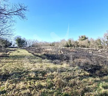 Odlično Građevinsko Zemljište Na Mirnoj Lokaciji - Šajini, Barban