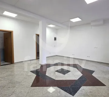 Najam Poslovnog Prostora Na Odličnoj Lokaciji U Požegi - Požega