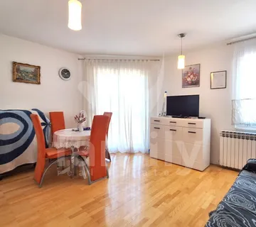 Prodaja Stana U Centru Garešnice - Garešnica