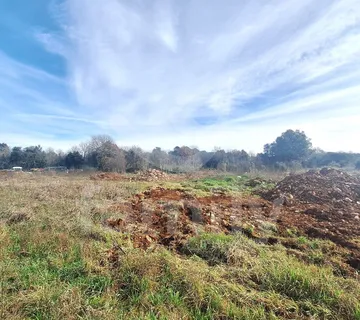 Građevinsko Zemljište Poslovno-Proizvodne Namjene - Pula