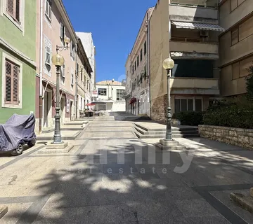 Najam Poslovni Prostor Pula Centar