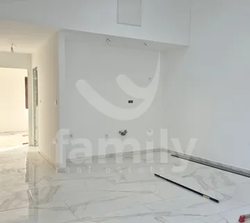 Dva Novoadaptirana Stana U Centru Vodnjana