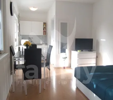 Lijepi Renovirani Stan Nadomak Mora - Vodnjan