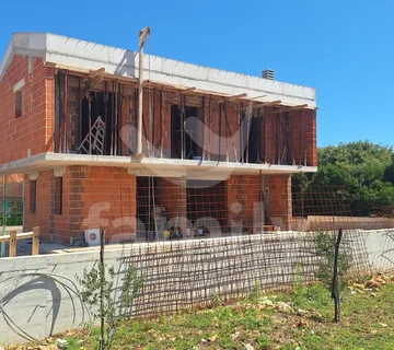 Atraktivna Kuća U Izgradnji Na Top Lokaciji - Medulin