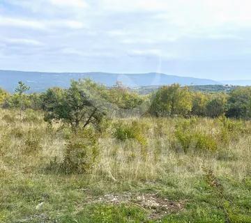 Atraktivna Građevinska Parcela Sa Pogledom Na More - Rakalj, Marčana