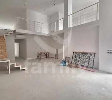 Novi Luksuzni Penthouse Na Top Lokaciji - Medulin