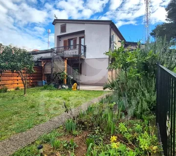 Prodaja Stanova U Prizemlju Na Kraju Naselja U Blizini Šume - Medulin