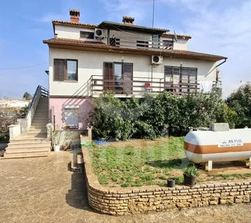 Prodaja Prostrane Obiteljske Kuće U Blizini Pule - Medulin
