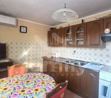Prodaja Obiteljske Kuće U Nizu U Okolici Višnjana - Vižinada