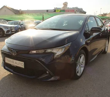 Toyota Corolla 1.8 Hybrid AUTOMATIK *NAVIGACIJA,KAMERA* - cover