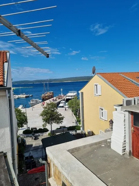 Kuća u Selcu, centru ,blizu mora - cover