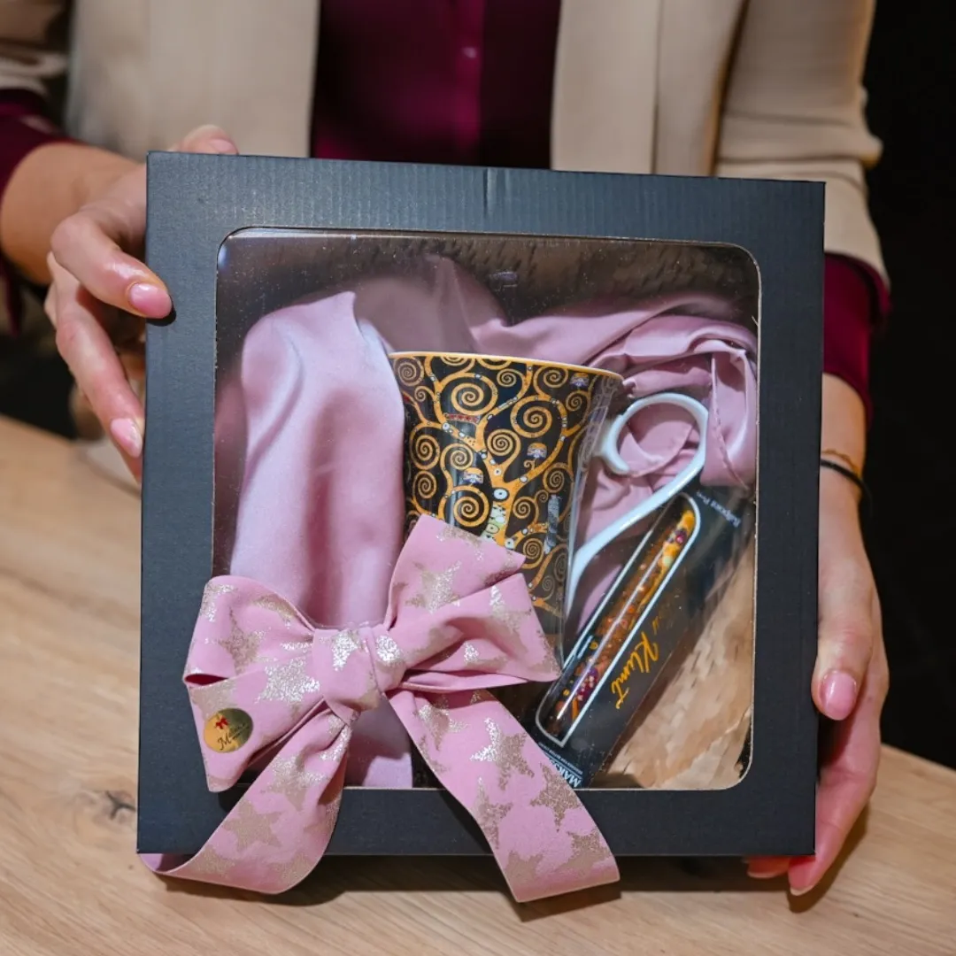 Poklon paket za žene “Poklon s potpisom” - cover