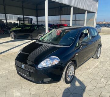 Fiat Grande Punto 1,4 8V * VELIKA RASPRODAJA - PREKO 200 VOZILA * - cover