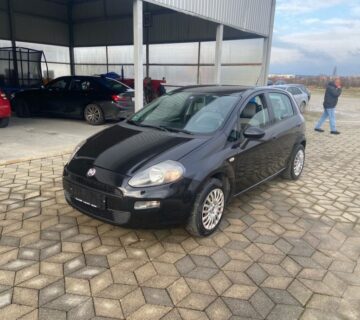 Fiat Grande Punto 1,4 8V VELIKA RASPRODAJA - PREKO 200 VOZILA - cover