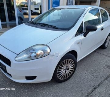 Fiat Grande Punto 1.4, 2011 god. - cover