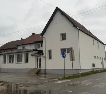 Četverosoban stan - Livana - Livana, Čepin