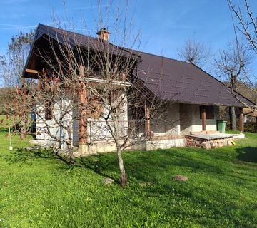 IMANJE SA KUĆOM / ROH BAU - cover