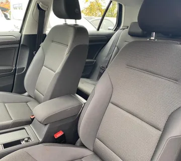 VW Golf 7 1,6 TDI BMT, NAVIGACIJA, TEMPOMAT, 4X GARANCIJA! - cover