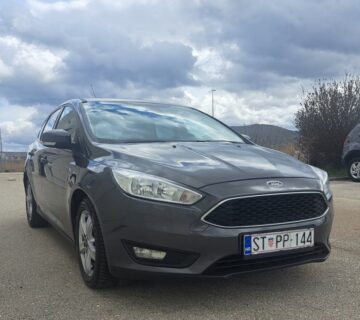 Ford Focus 1,5 TDCi Navigacija - cover