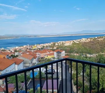 CRIKVENICA-APARTMANSKA KUĆA SA 4 STANA - cover