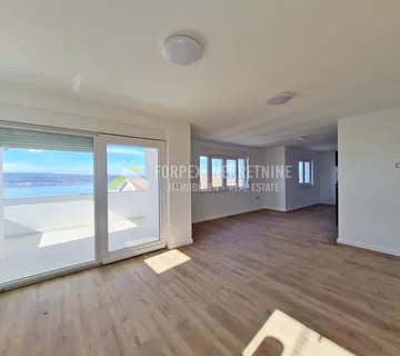 CRIKVENICA STAN 122 m2 U NOVOGRADNJI SA POGLEDOM NA MORE