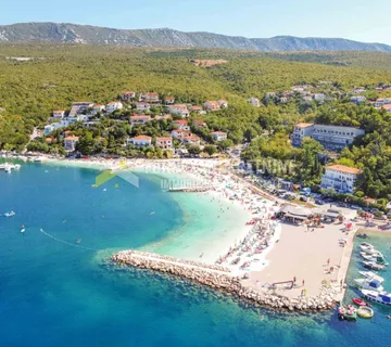 JADRANOVO- GRAĐEVINSKO ZEMLJIŠTE 849 m2 - cover