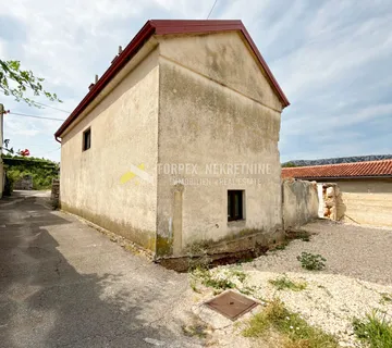 Crikvenica -Grižane-Kuća Sa Okućnicom Za Adaptaciju
