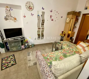 NOVI VINODOLSKI - cover